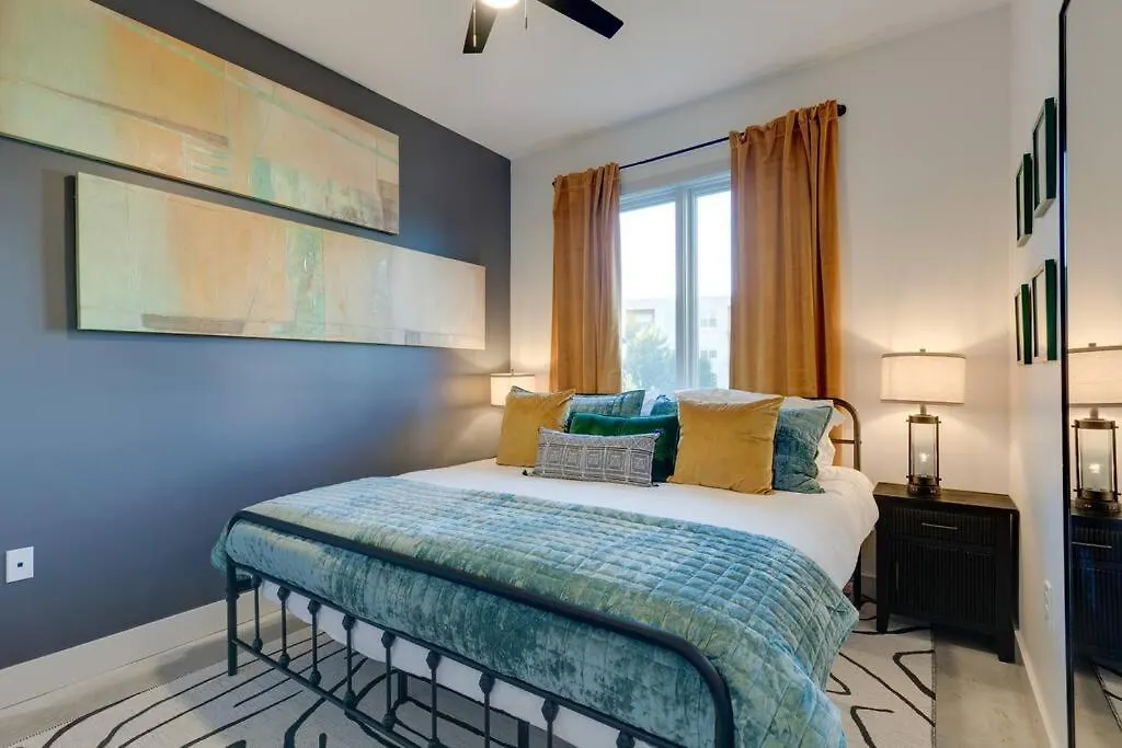 New Design-2 Miles To Broadway Apartment Nashville 0*,  United States